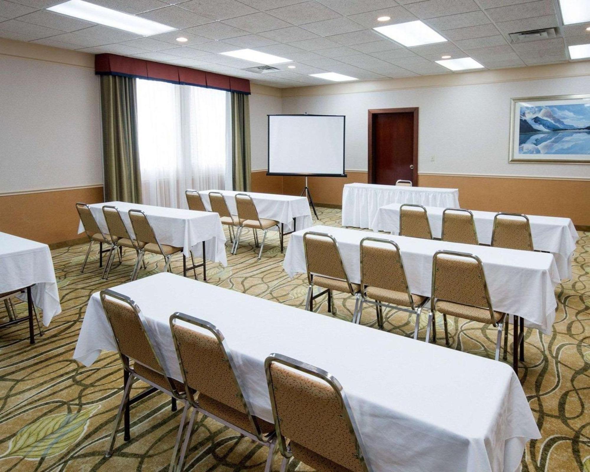 Comfort Suites Parkersburg South Mineral Wells Extérieur photo