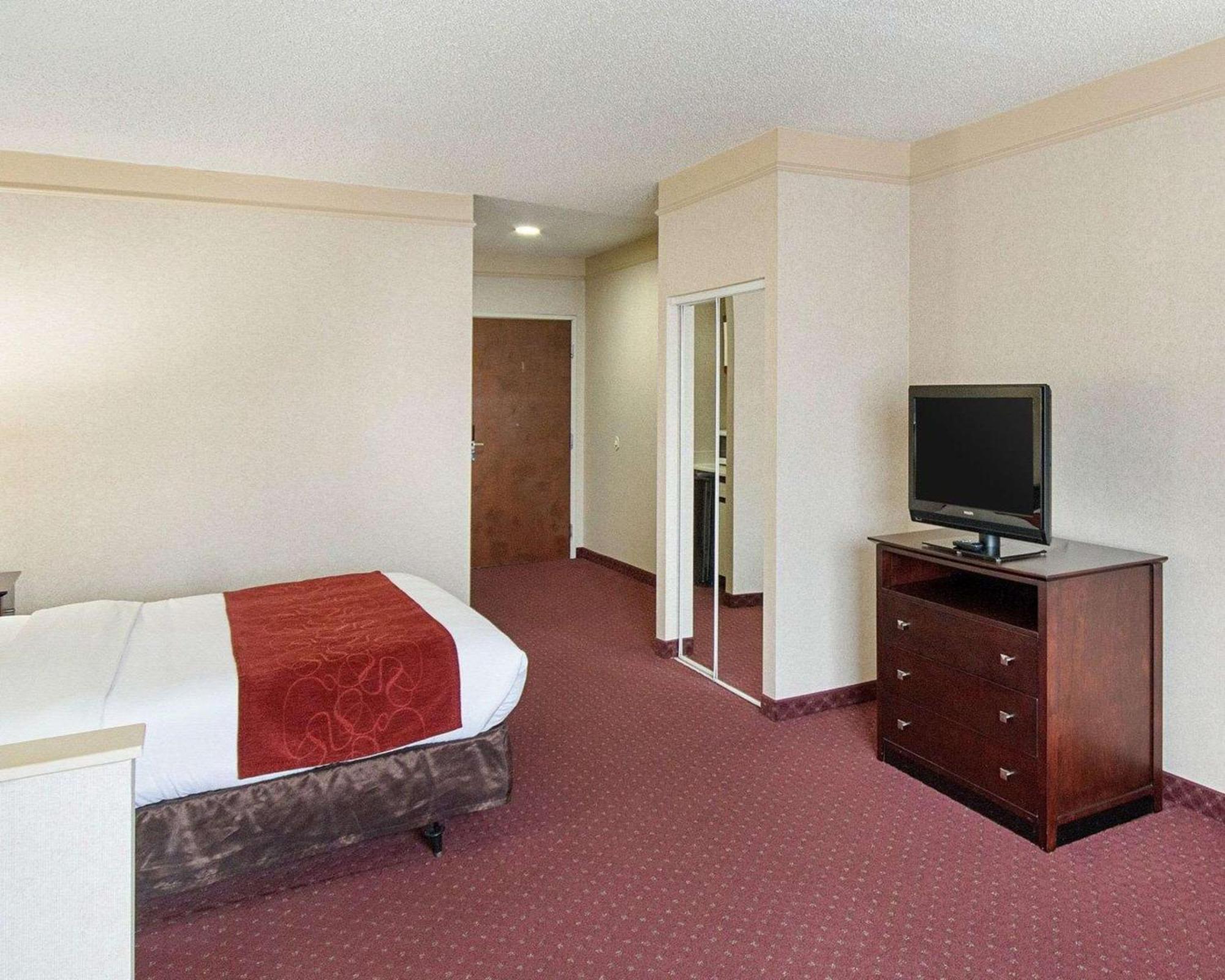 Comfort Suites Parkersburg South Mineral Wells Extérieur photo