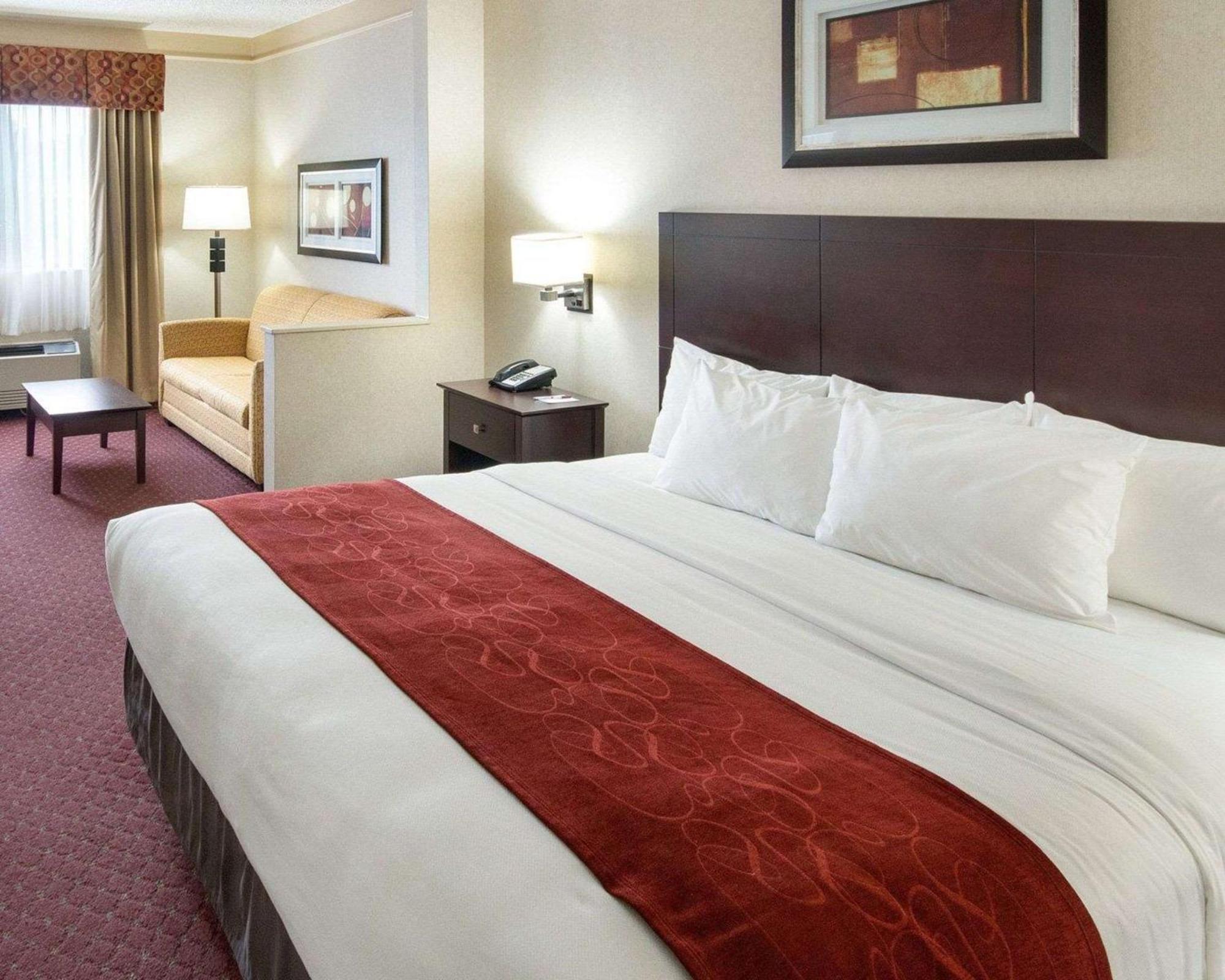 Comfort Suites Parkersburg South Mineral Wells Extérieur photo