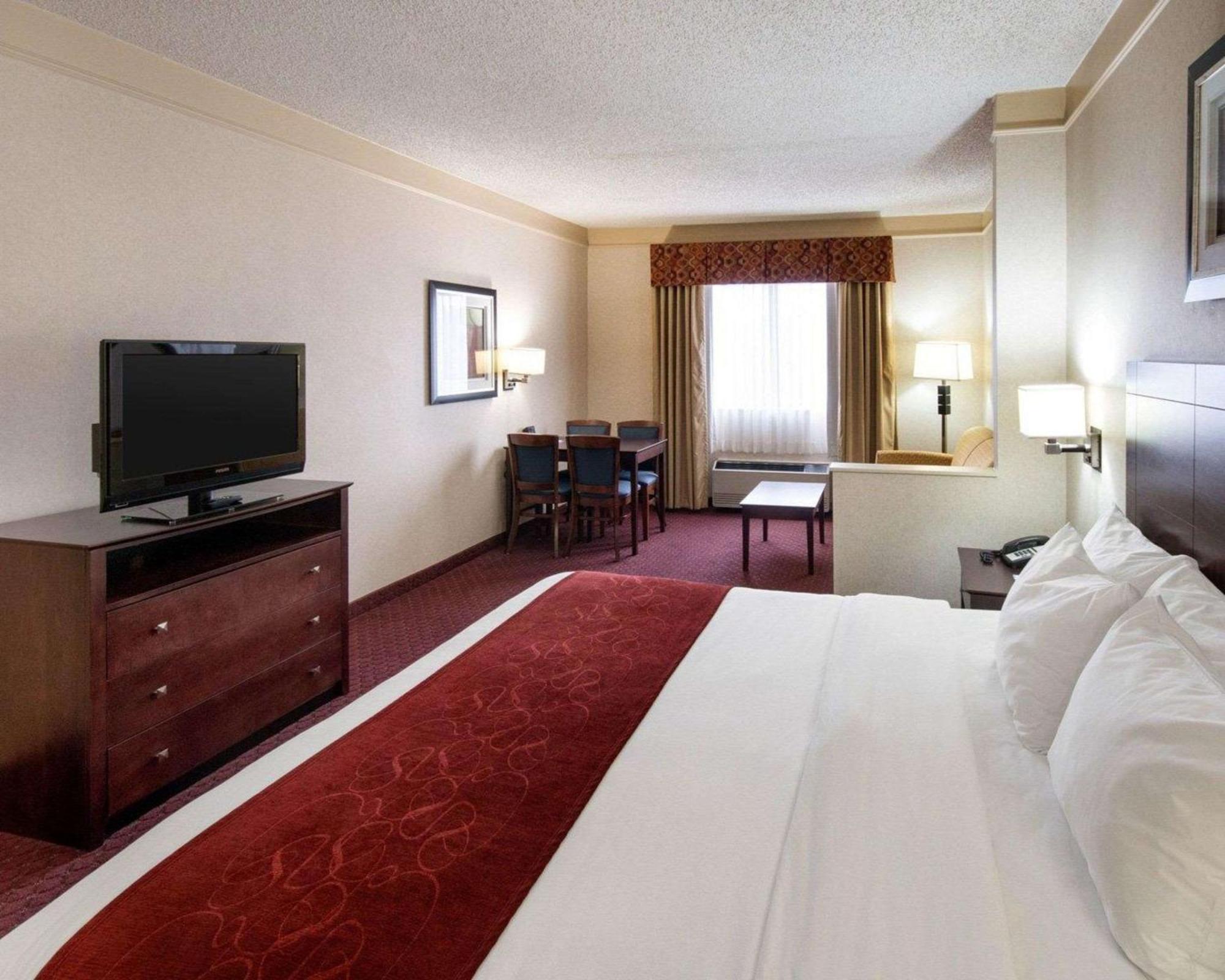 Comfort Suites Parkersburg South Mineral Wells Extérieur photo